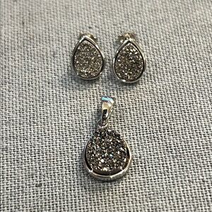 Elegant Sterling Silver Jewelry Set